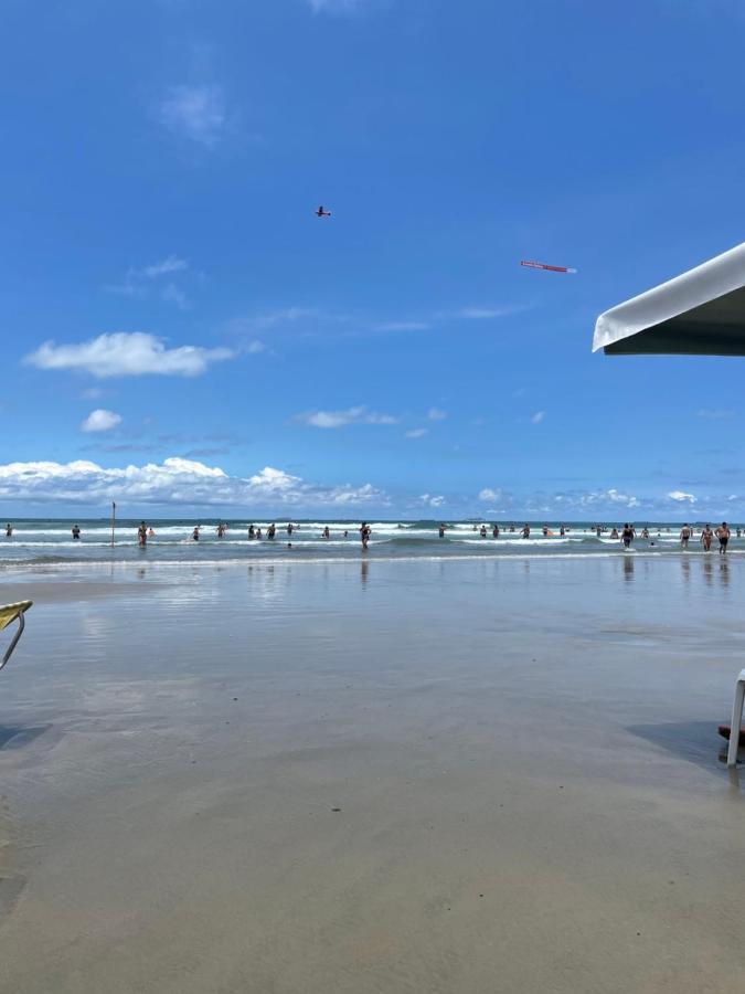Apartamento Pe Na Areia Гуаружа Екстериор снимка